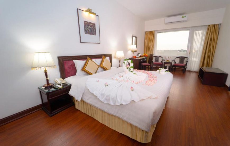 Century Riverside Hotel | Huế
