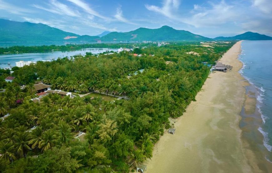 Lăng Cô Beach Resort
