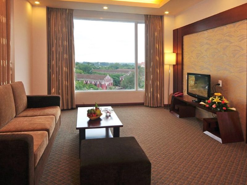 Phòng Suite River View