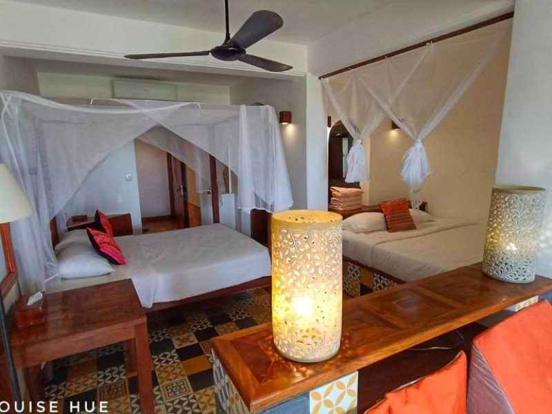Deluxe Family Room