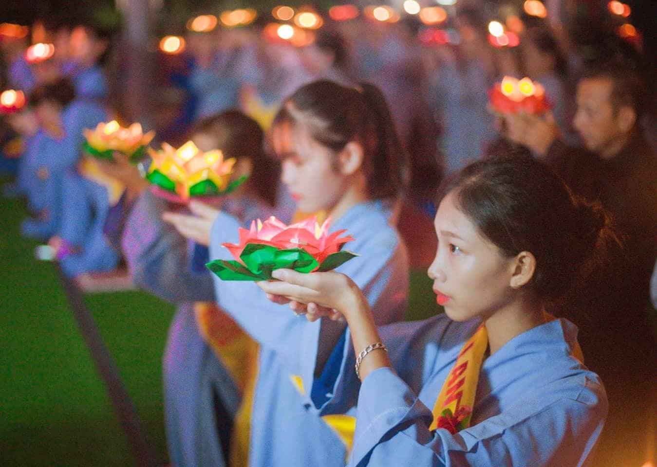 Lễ hội Vu Lan ở Huế: Truyền thống và Ý Nghĩa