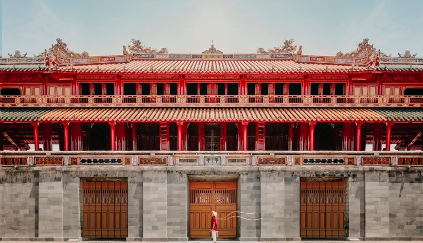 Huế mộng mơ: Hành trình tìm về dấu ấn vàng son
