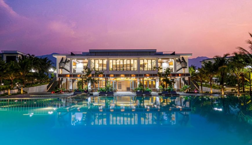 Lăng Cô Bay Retreat Huế: Nơi Hòa Quyện Giữa Biển Xanh, Cát Trắng và Đầm Phá Êm Đềm