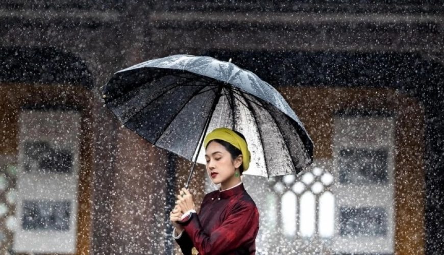 Mưa tháng Tám ở Cố Đô