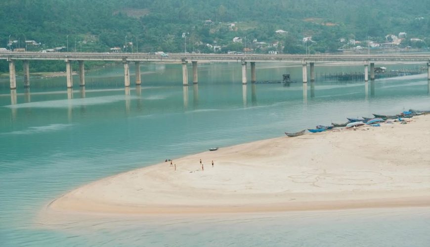 Vịnh Lăng Cô – Nàng thơ say ngủ bên đèo Hải Vân