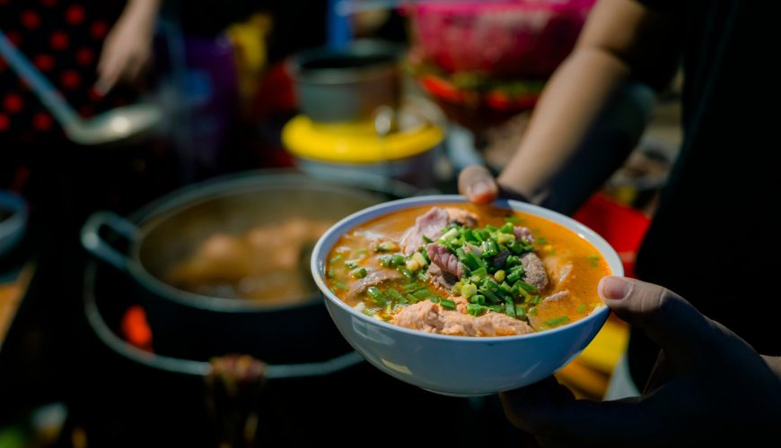 Huế – Ẩm Thực Từ Cung Đình Đến Những Món Ngon Đường Phố