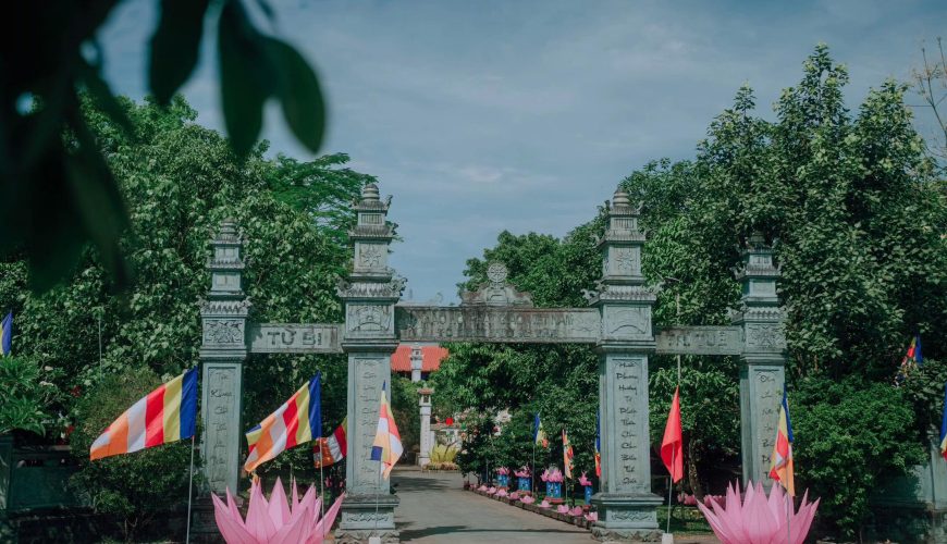 Tổ Đình Tường Vân Huế – Cổ tự trầm mặc giữa đồi Thủy Xuân