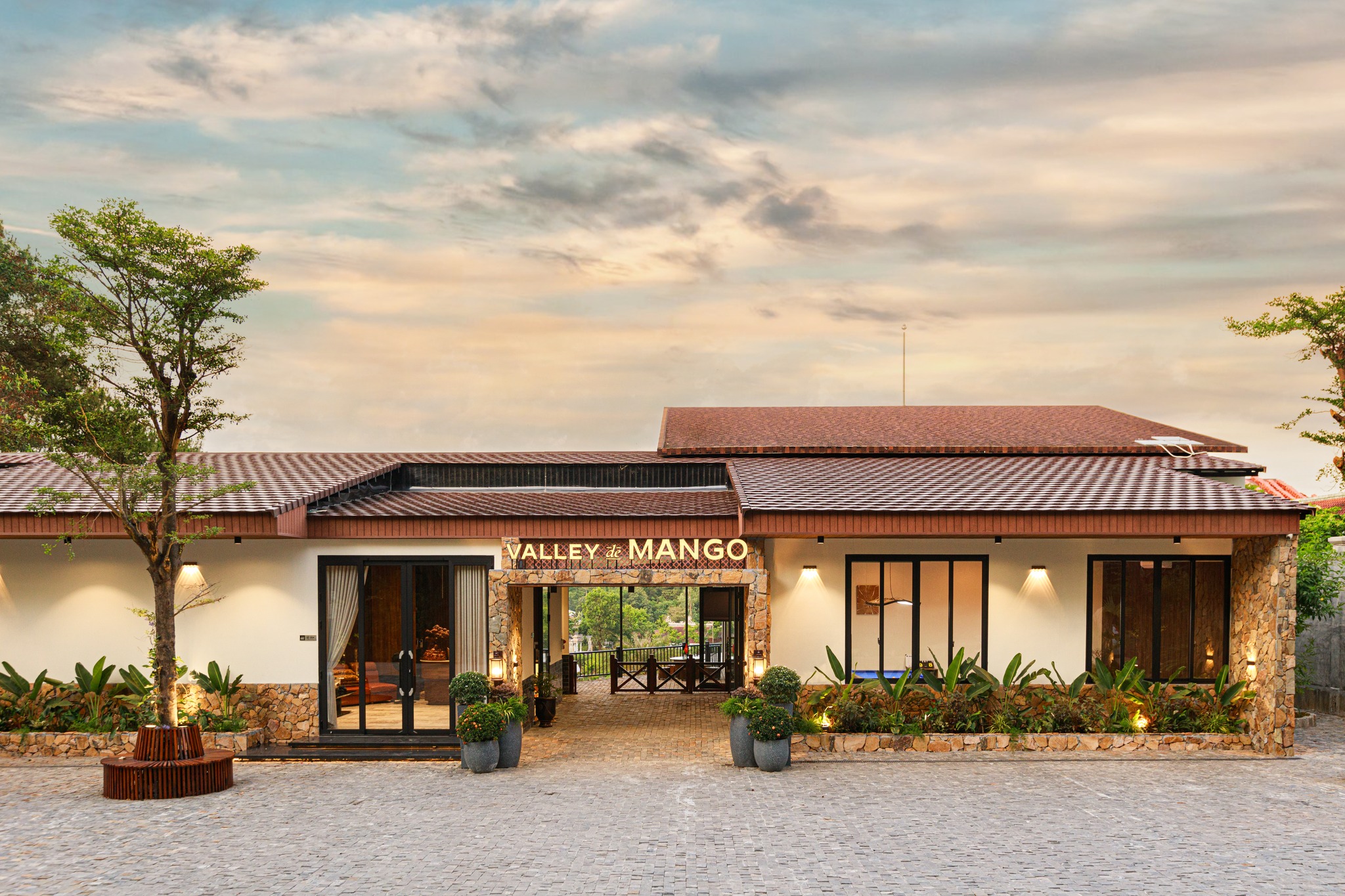 Valley de Mango Villa Huế: Không Gian Nghỉ Dưỡng Xanh Giữa Lòng Cố Đô