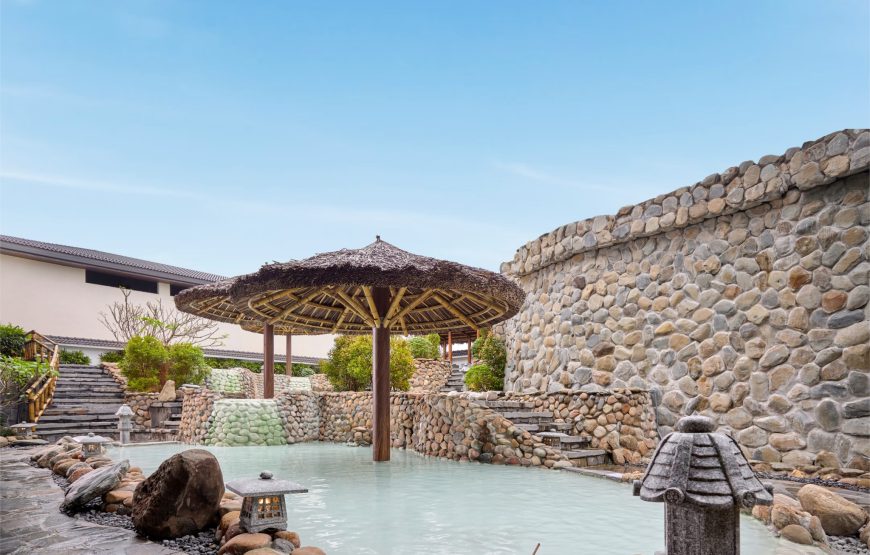Kobi Onsen Resort Huế