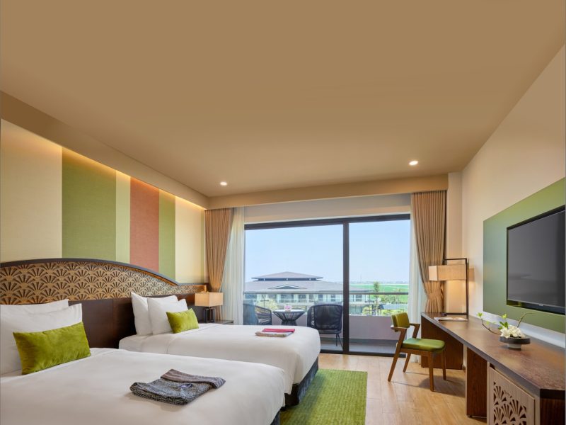 Phòng Deluxe Koi View