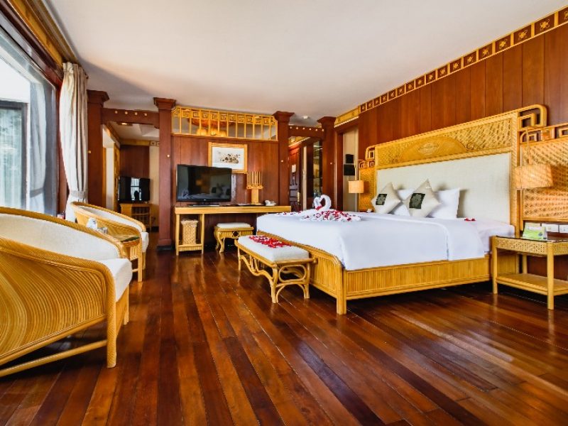 Executive Suite