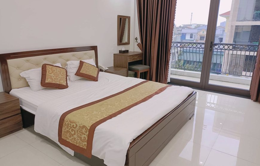 Khách sạn Đạt Anh