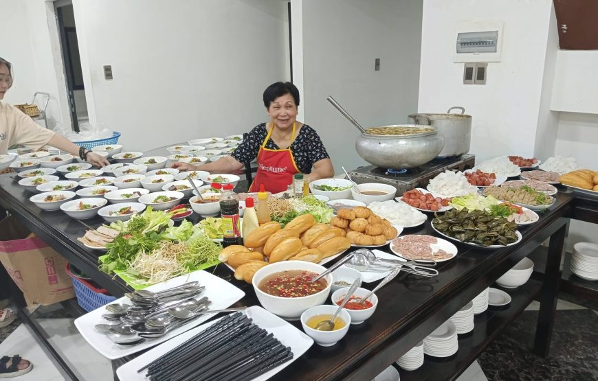 Khách sạn Đạt Anh